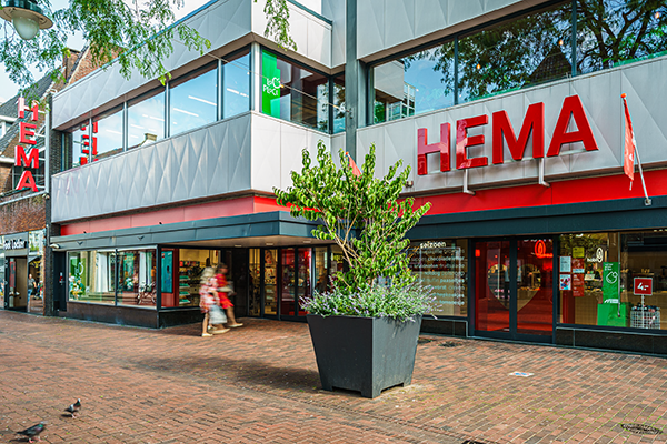 HEMA optimizes communication with workforce connect