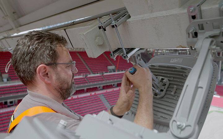 Connectivity as a Service engineer Philips stadion