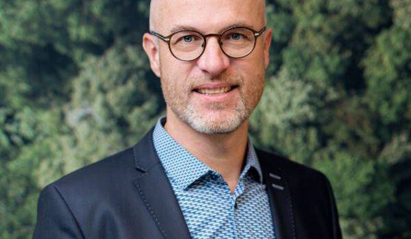 Roland over Modern Authentication & Simac software per 1 oktober 2022