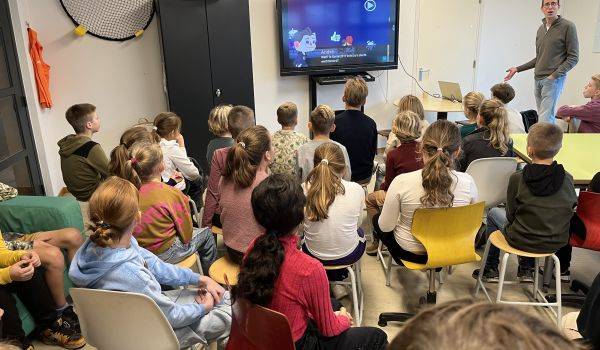 Simac heeft al 1000 kinderen opgeleid tot Cyber Agent via Hackshield