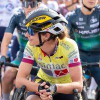 Met Simac kunt u genieten van een VIP programma rondom de Simac Ladies Tour van 2 t/m 7 september 2025. De wielrensters fietsen wellicht ook in jouw regio? Benieuwd of dat zo is?