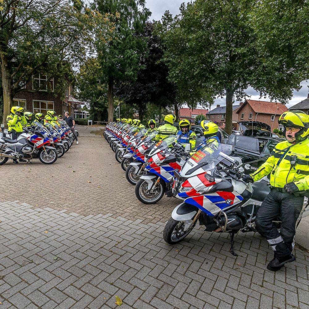 Simac Ladies Tour 2025 warm fietsen