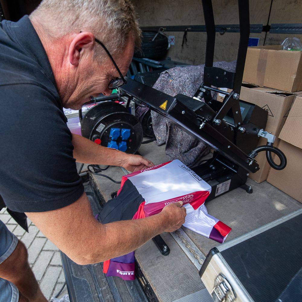 Simac Ladies Tour 2025 drukpers shirts bedrukken winnaars